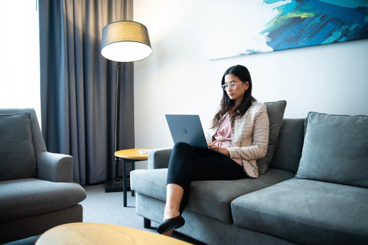 Holiday Inn Sydney St Marys By Ihg Buitenkant foto